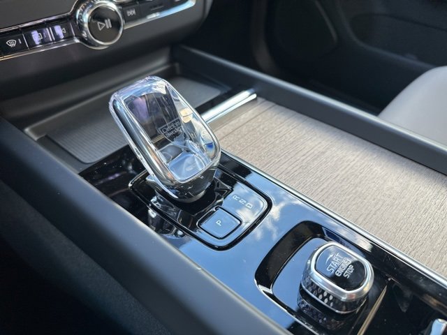 New 2026 Volvo XC60 B5 Plus w/ Protection Package Premier image 14
