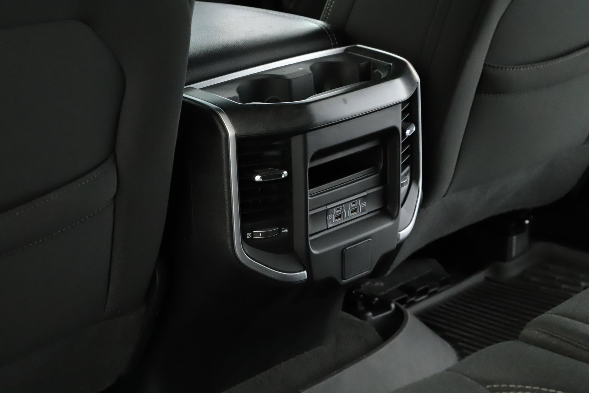 Used 2023 RAM 1500 Big Horn AWD/4WD image 6
