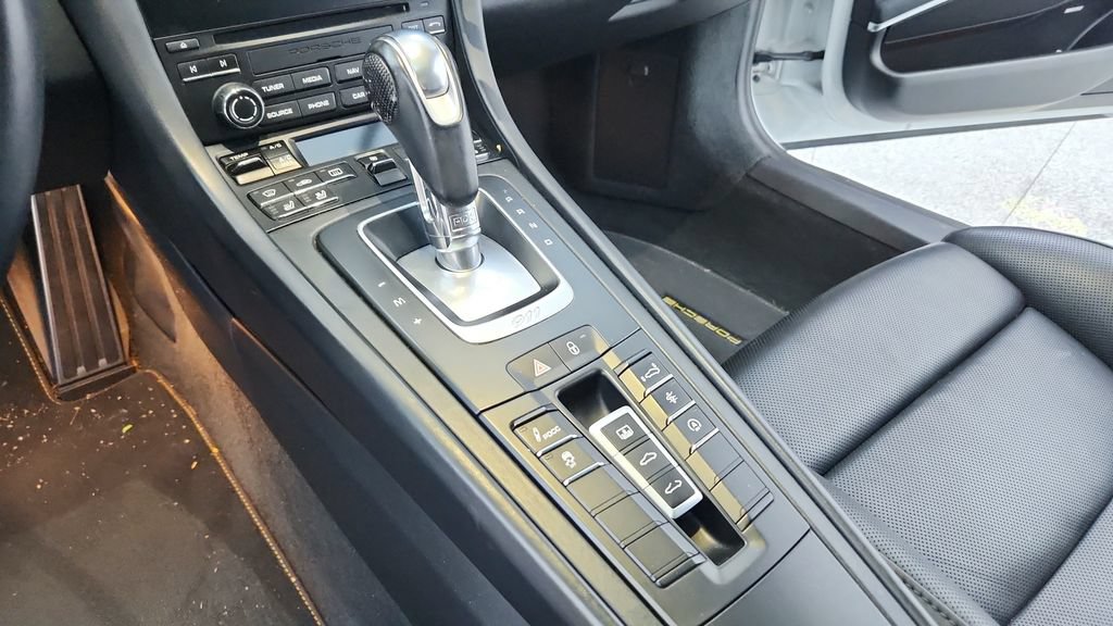Used 2017 Porsche 911 Turbo S AWD/4WD image 21