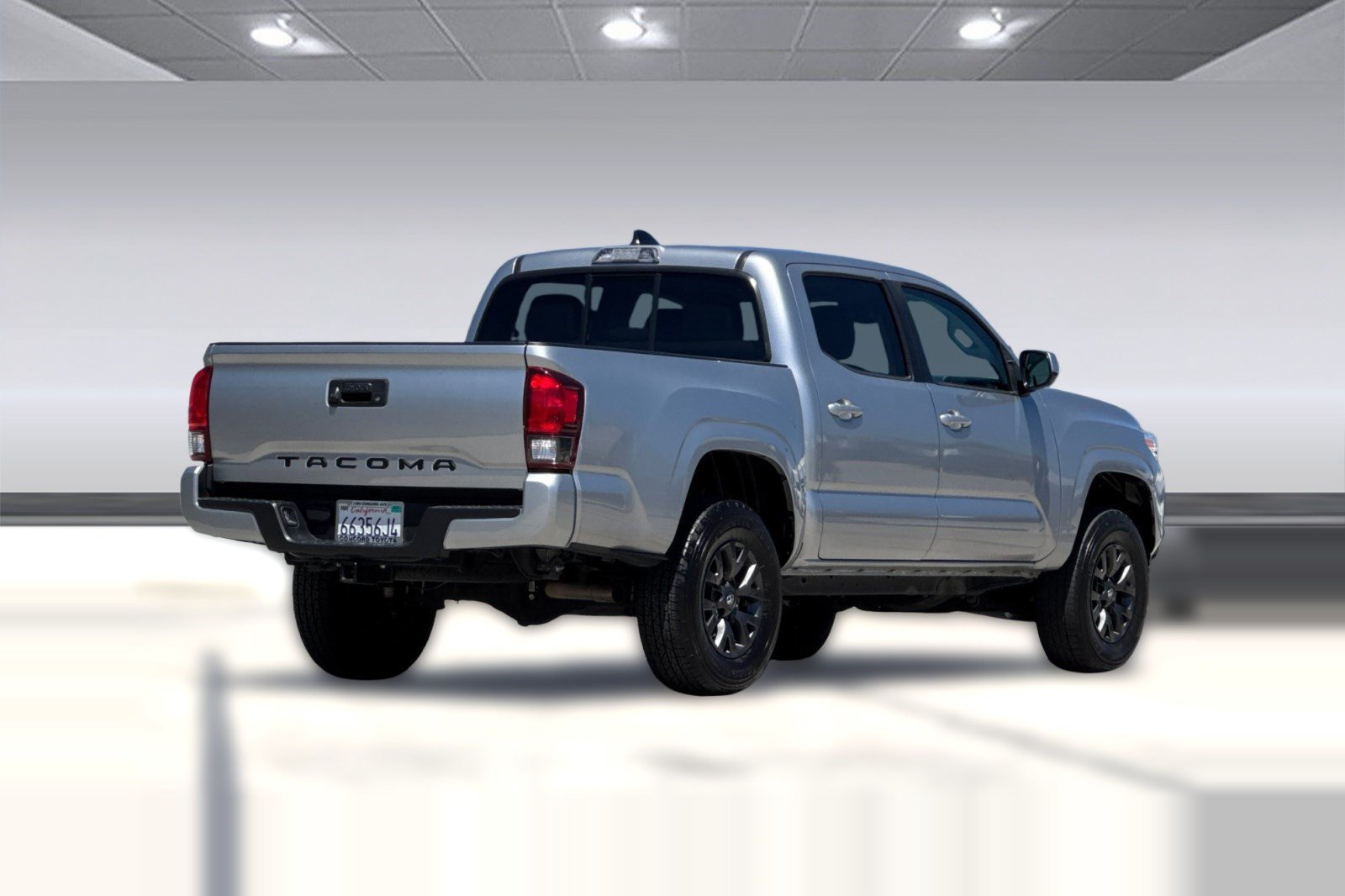 Certified 2021 Toyota Tacoma SR w/ SR Convenience Package RWD image 8