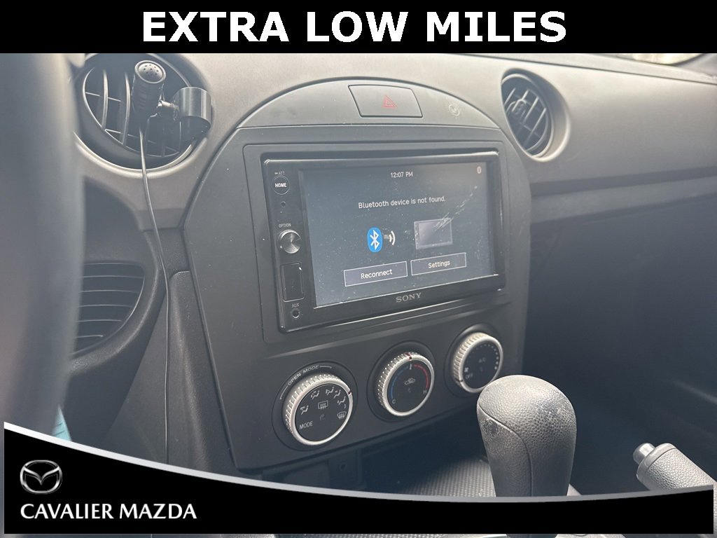 Used 2010 MAZDA MX-5 Miata Sport image 11