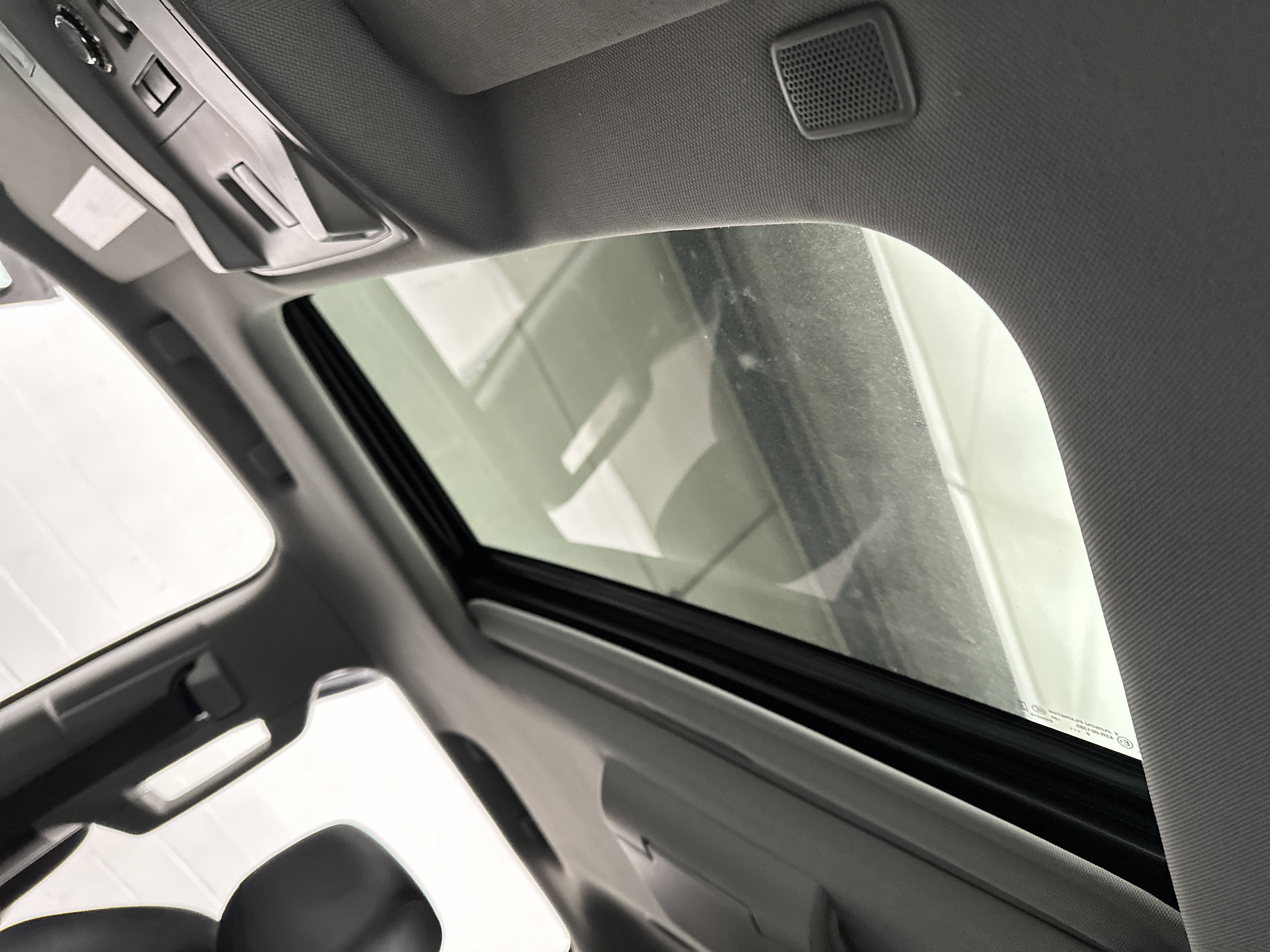 Used 2019 Cadillac Escalade Premium Luxury w/ LPO, Radiant Package image 24