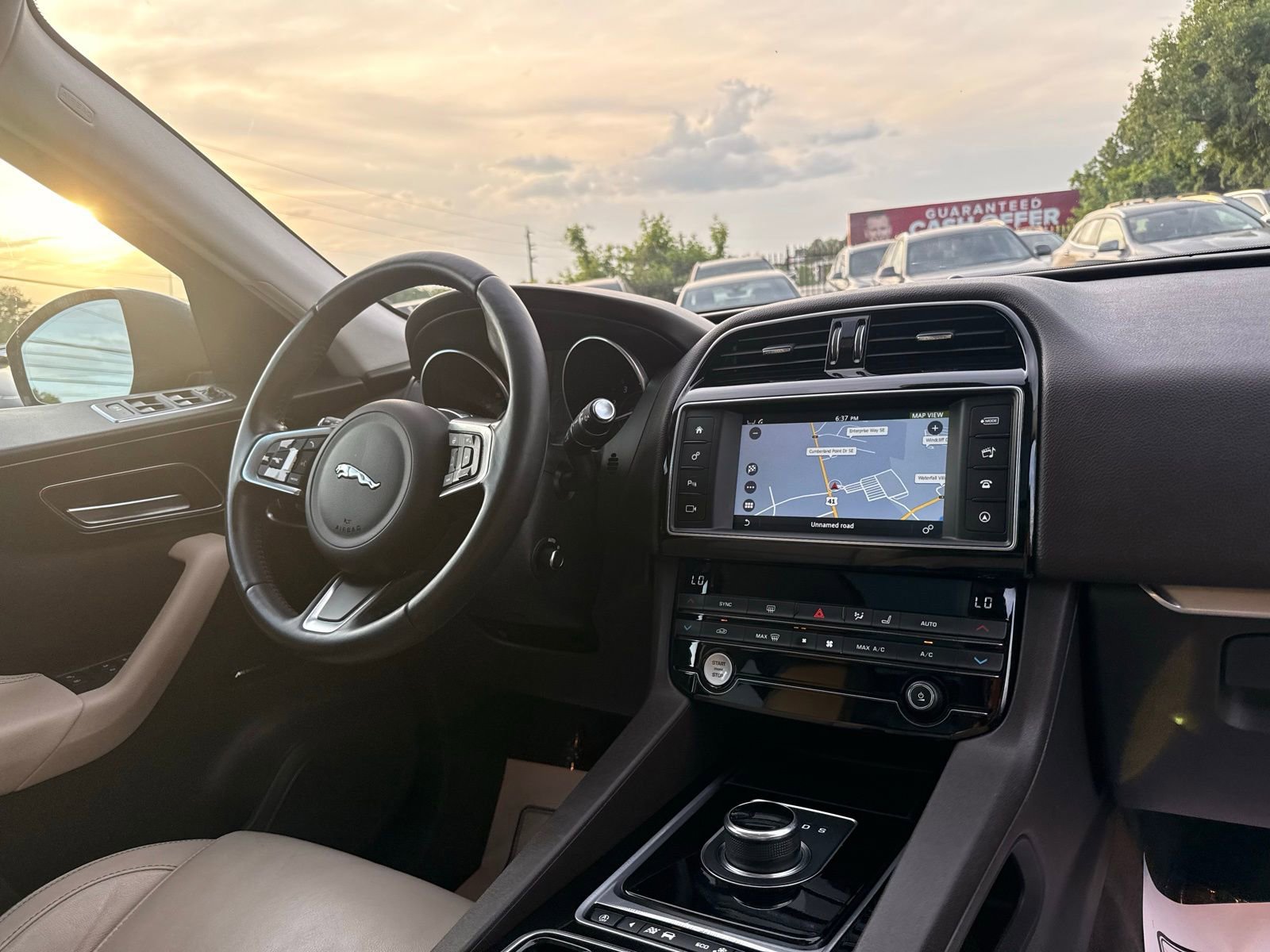 Used 2018 Jaguar F-PACE Prestige AWD/4WD image 38