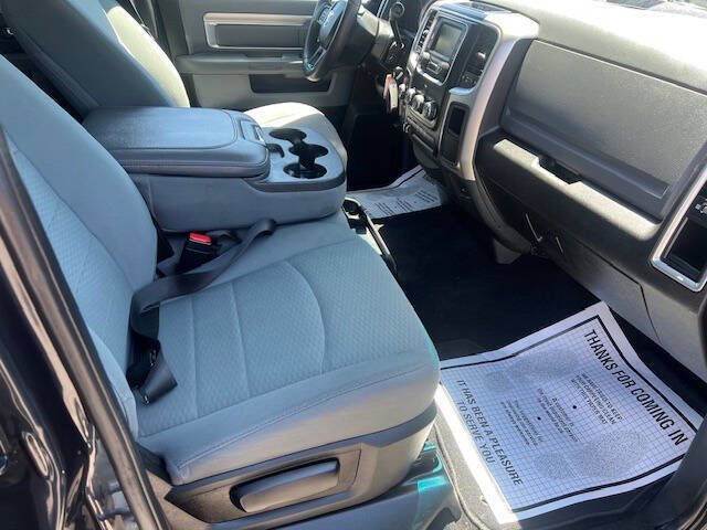 Used 2018 RAM 2500 SLT image 12