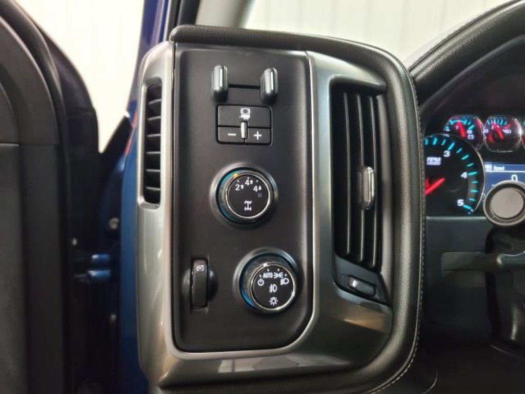 Used 2015 Chevrolet Silverado 2500 LTZ w/ Duramax Plus Package image 19