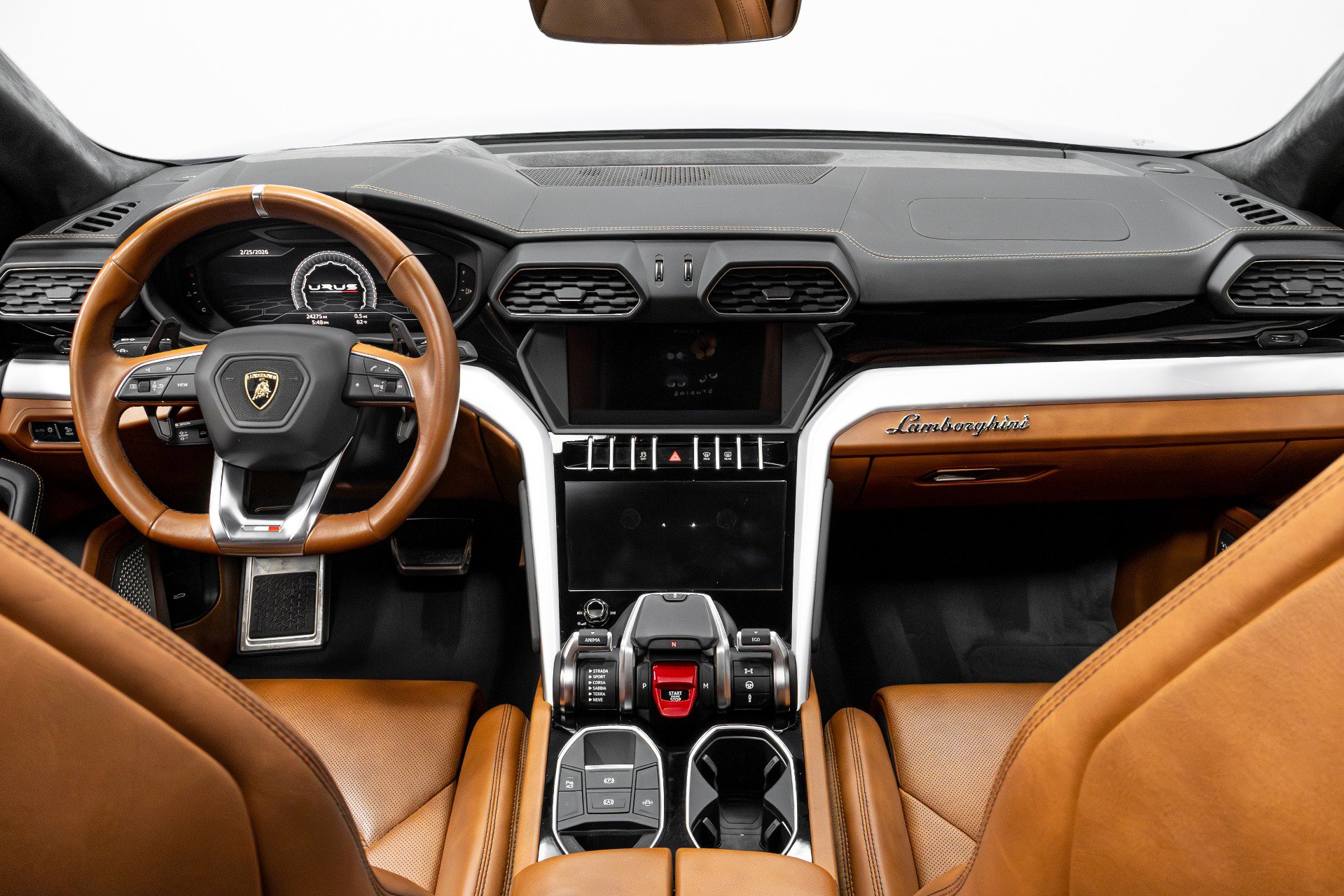 Used 2019 Lamborghini Urus image 11