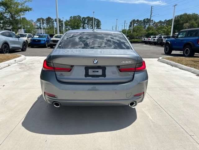 Used 2023 BMW 330i Sedan RWD image 5