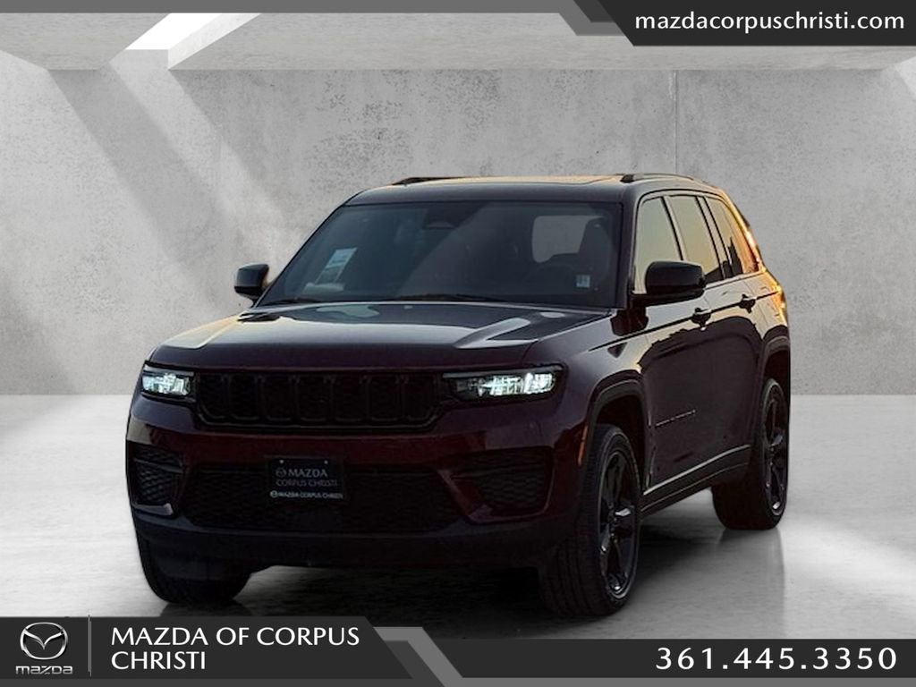 Used 2023 Jeep Grand Cherokee Altitude