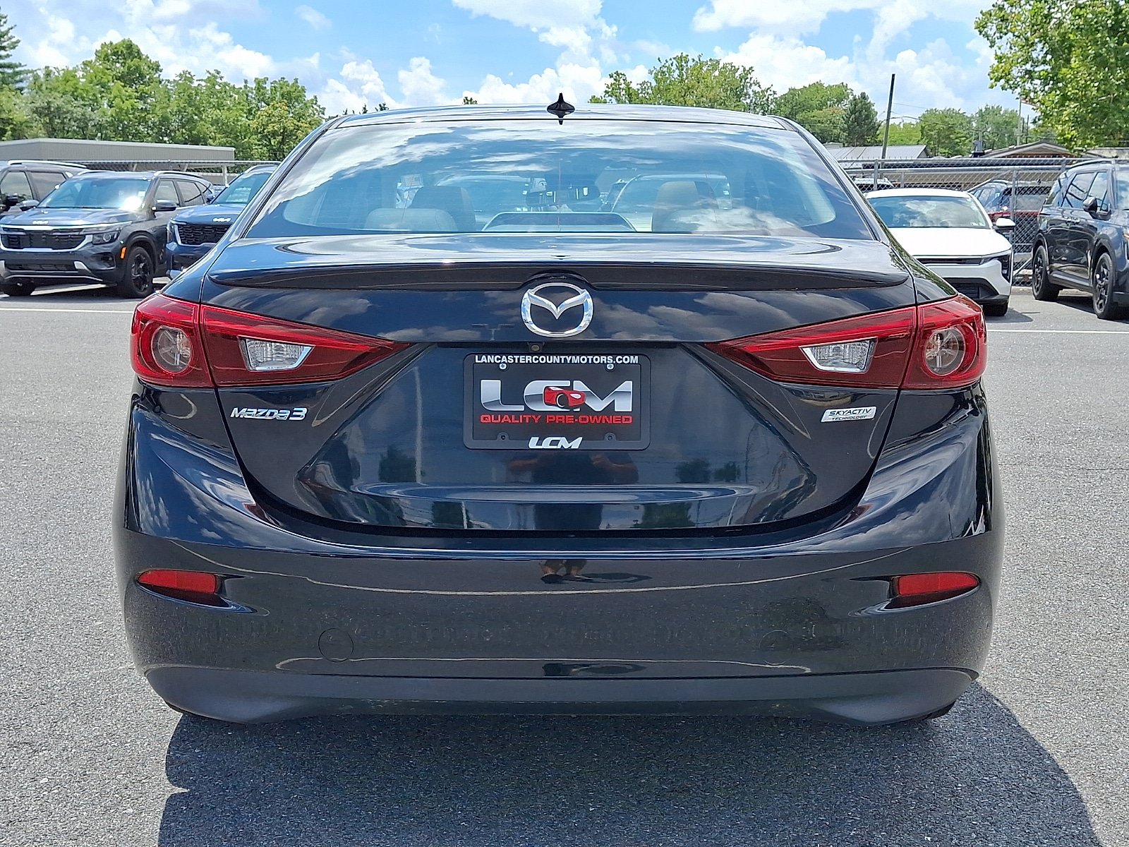 Used 2018 MAZDA MAZDA3 Grand Touring w/ Premium Equipment Package FWD image 6