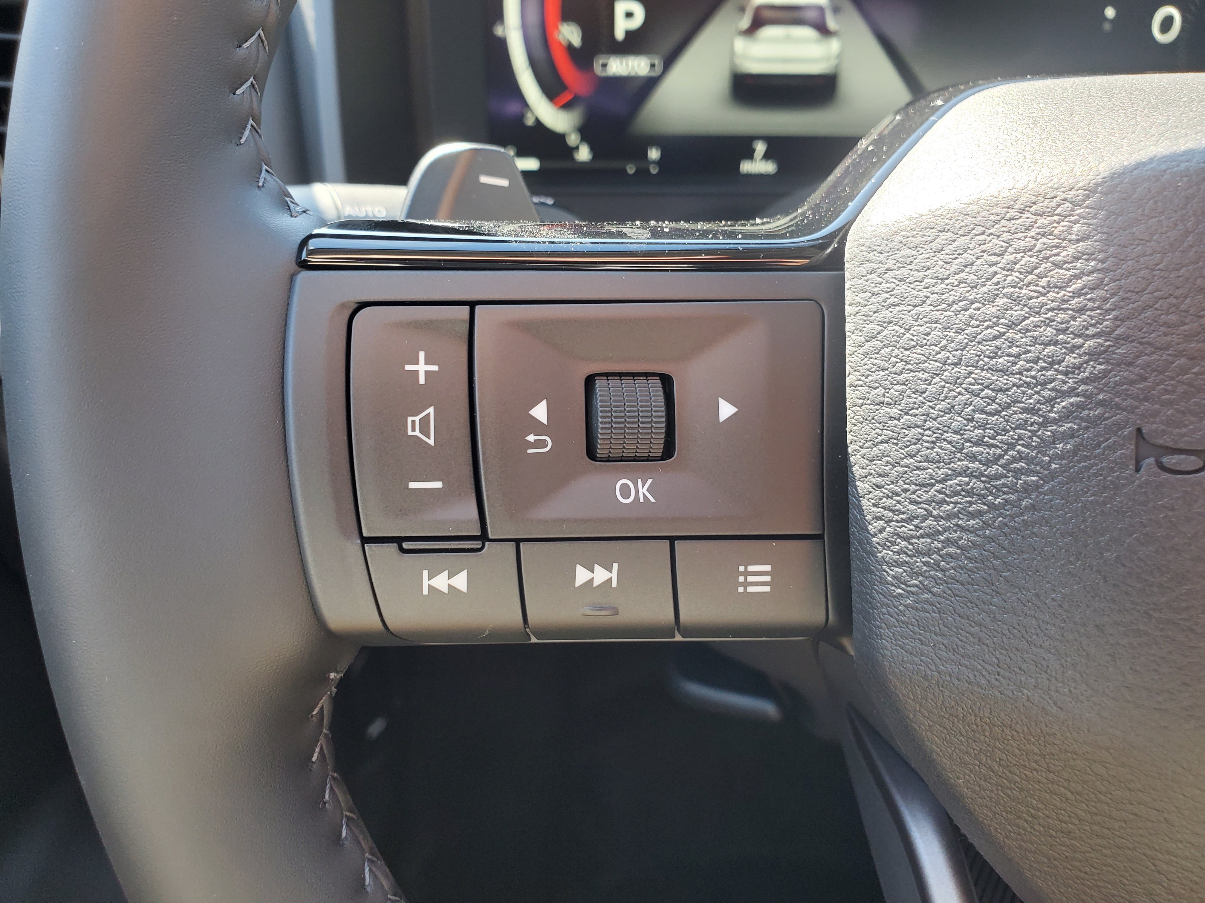 New 2026 Nissan Rogue Platinum w/ Platinum Premium Package image 16