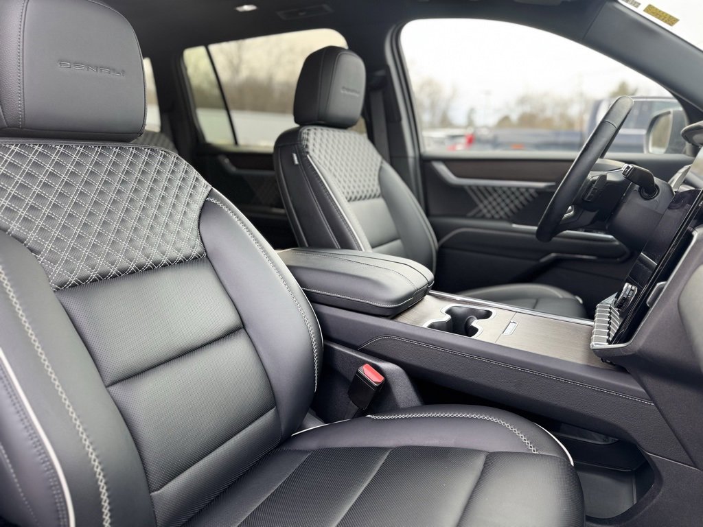 Used 2024 GMC Acadia Denali w/ LPO, Floor Liner Package image 12