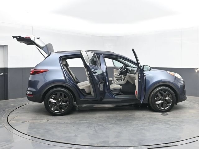 Used 2022 Kia Sportage Nightfall Edition FWD image 51