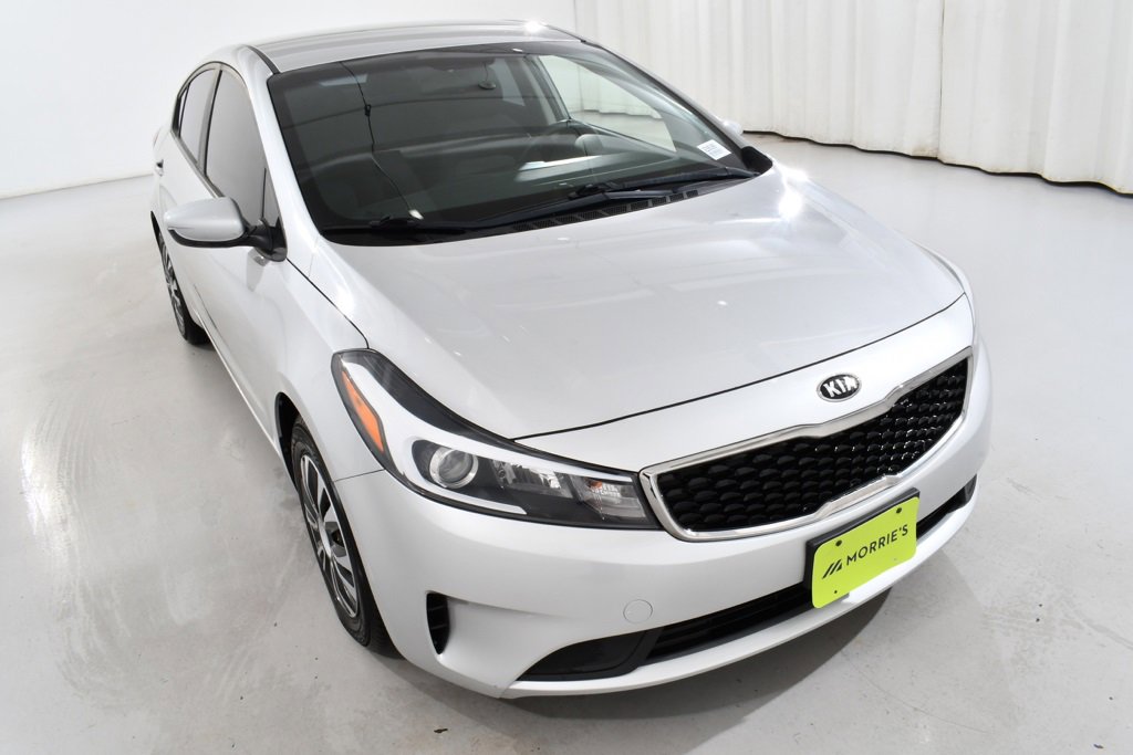Used 2018 Kia Forte LX w/ LX Rear Camera Package image 4