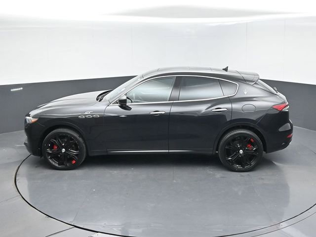 Used 2023 Maserati Levante GT AWD/4WD image 41