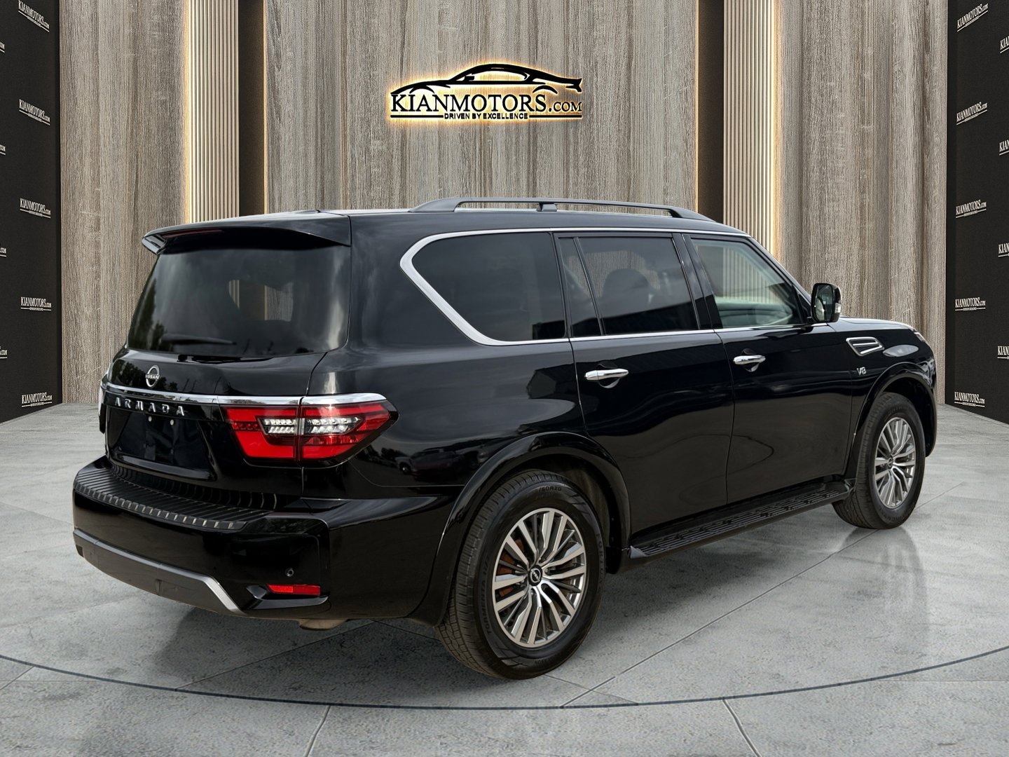Used 2021 Nissan Armada SV w/ SV Appearance Package image 7