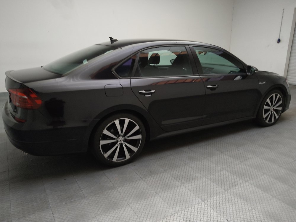 Used 2018 Volkswagen Passat 3.6 FWD image 10