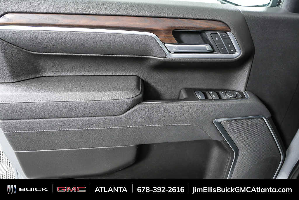 Used 2025 GMC Sierra 1500 SLT image 6