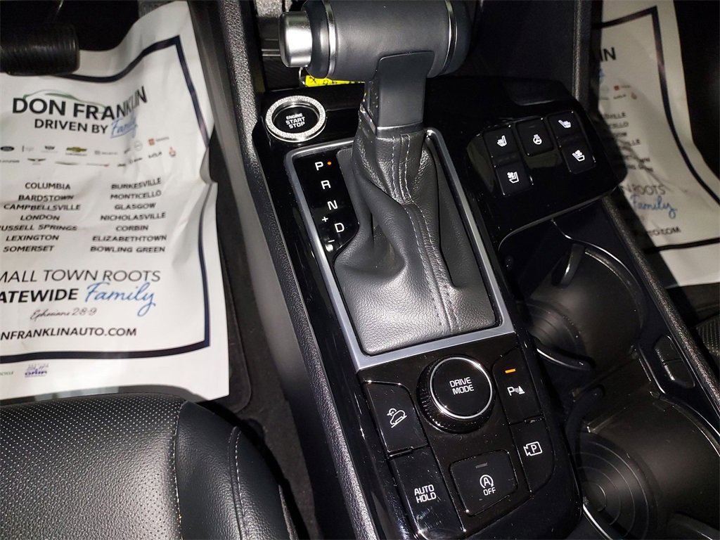 Used 2025 Kia Sportage SX image 26