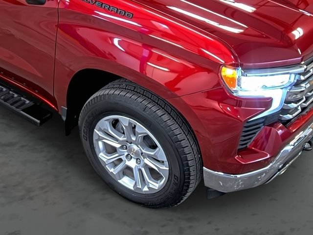 Used 2023 Chevrolet Silverado 1500 LTZ AWD/4WD image 15