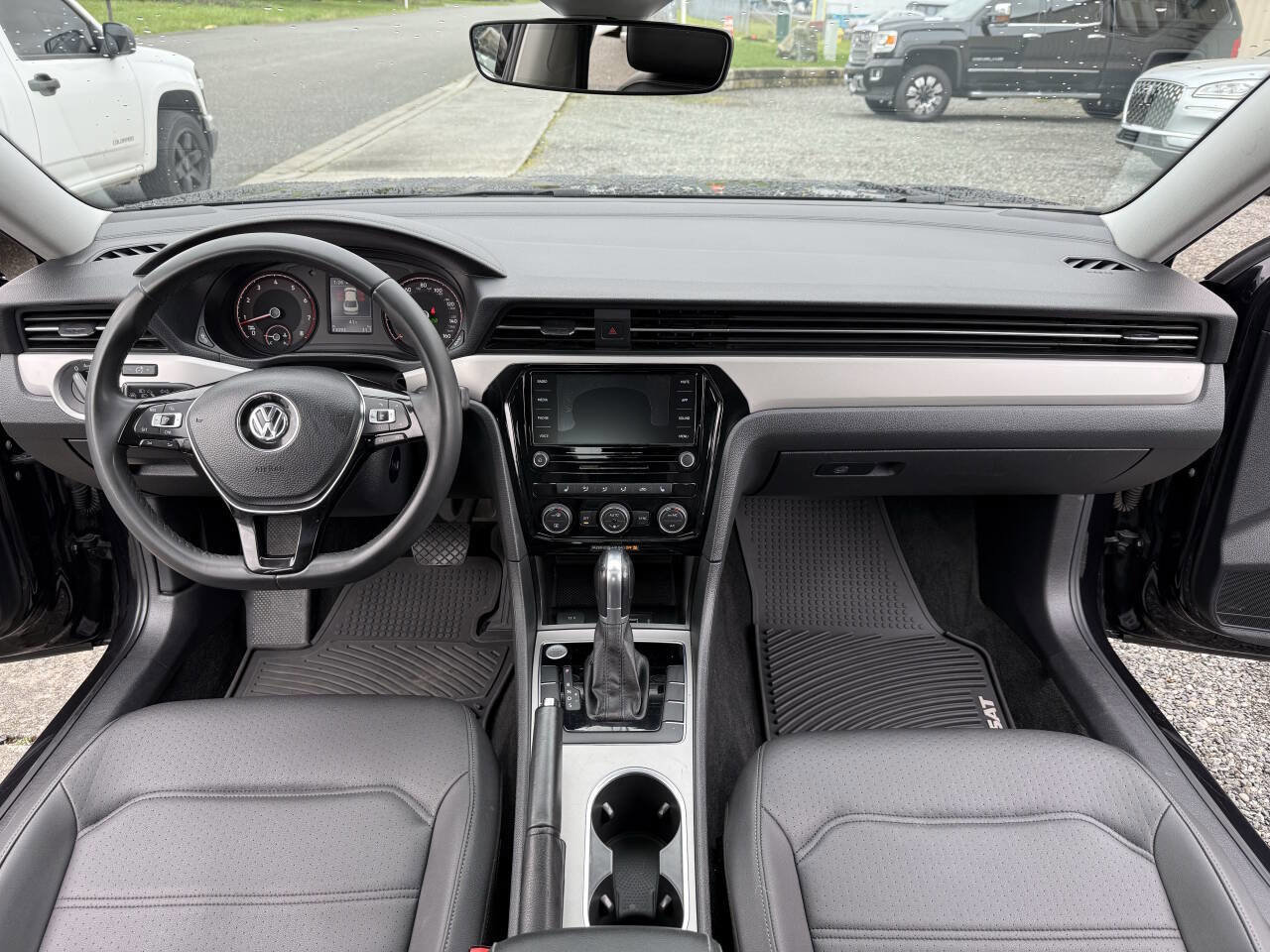 Used 2021 Volkswagen Passat 2.0T SE image 19