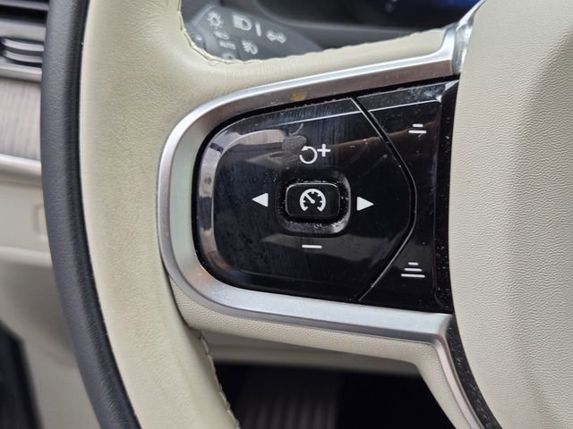 Certified 2024 Volvo XC90 T8 Plus image 32