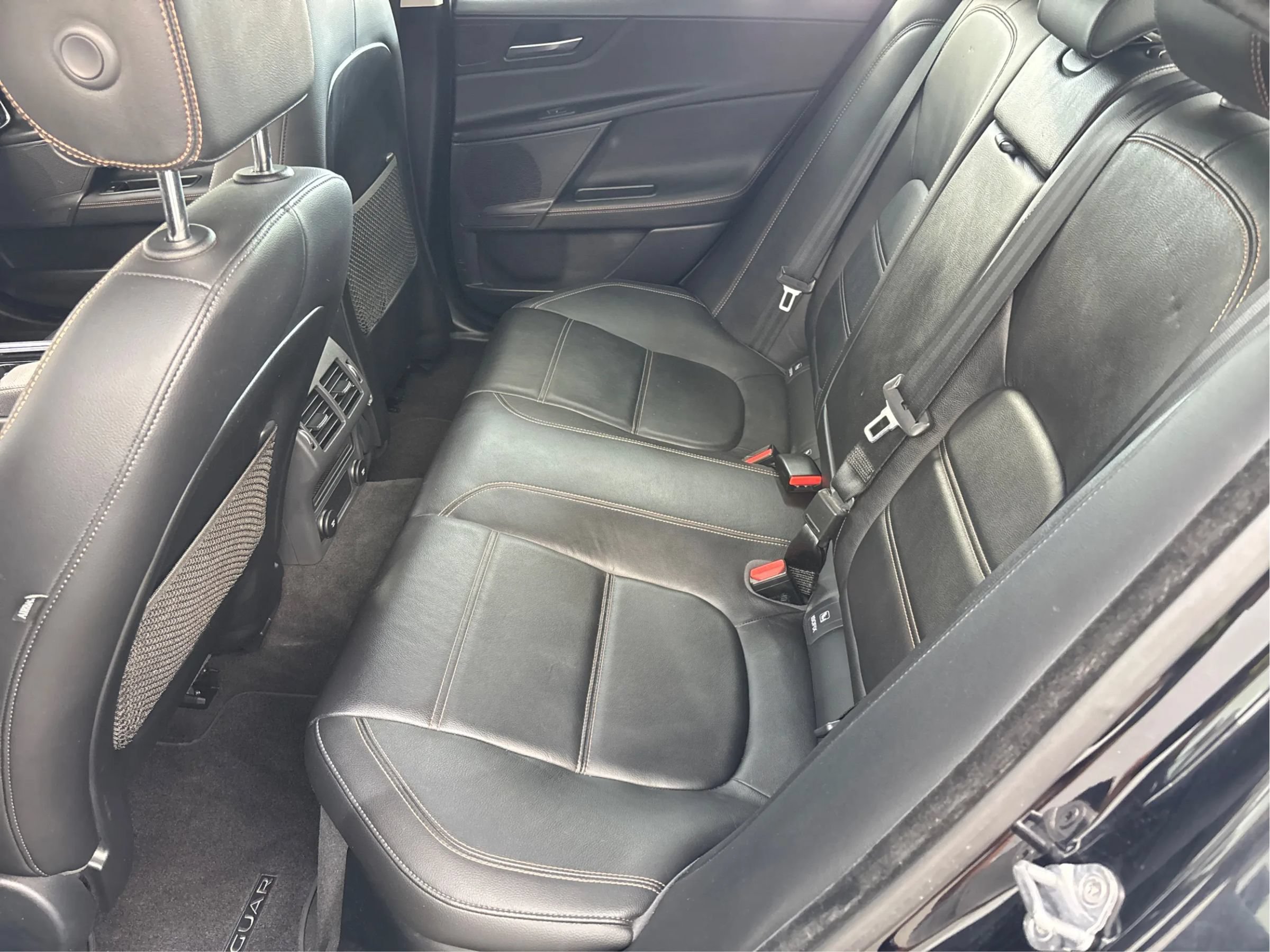 Used 2018 Jaguar XE Prestige AWD/4WD image 14