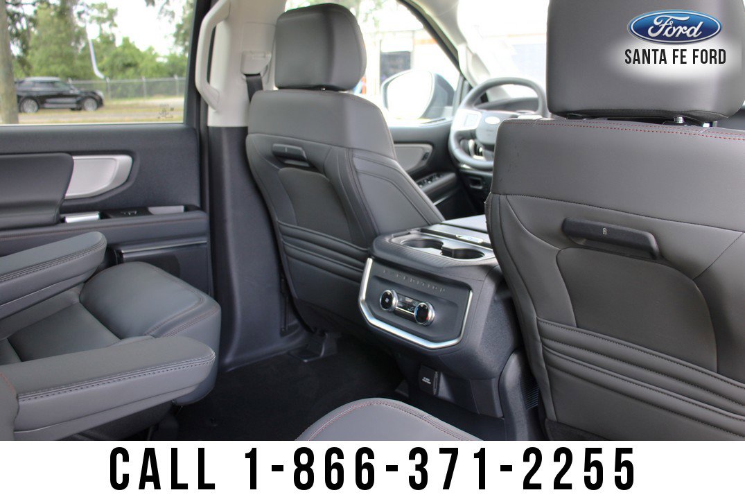 New 2025 Ford Expedition Active image 47