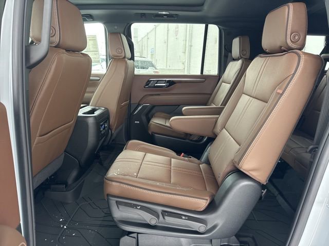 New 2026 Chevrolet Suburban High Country w/ Sun And Tow Package image 28