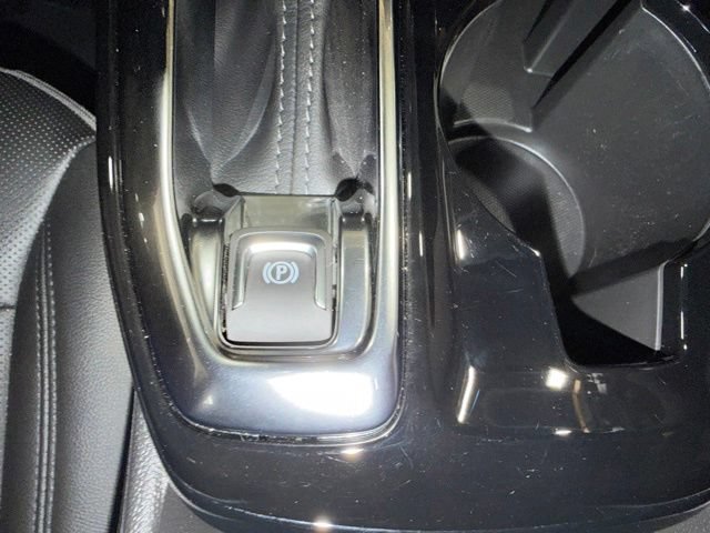 Used 2025 Chevrolet Trax ACTIV w/ Driver Confidence Package FWD image 39