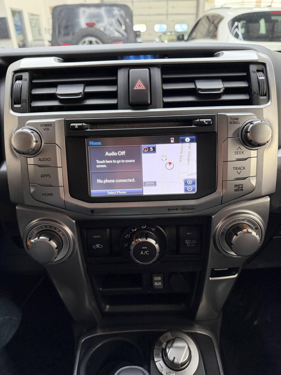 Used 2019 Toyota 4Runner SR5 Premium AWD/4WD image 28