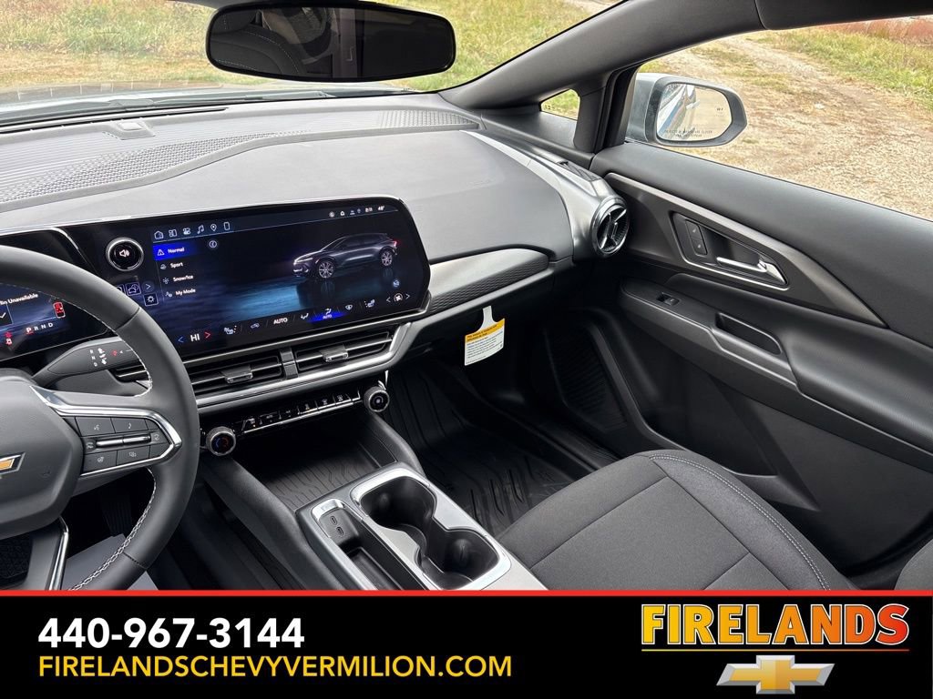 New 2026 Chevrolet Equinox EV LT image 47