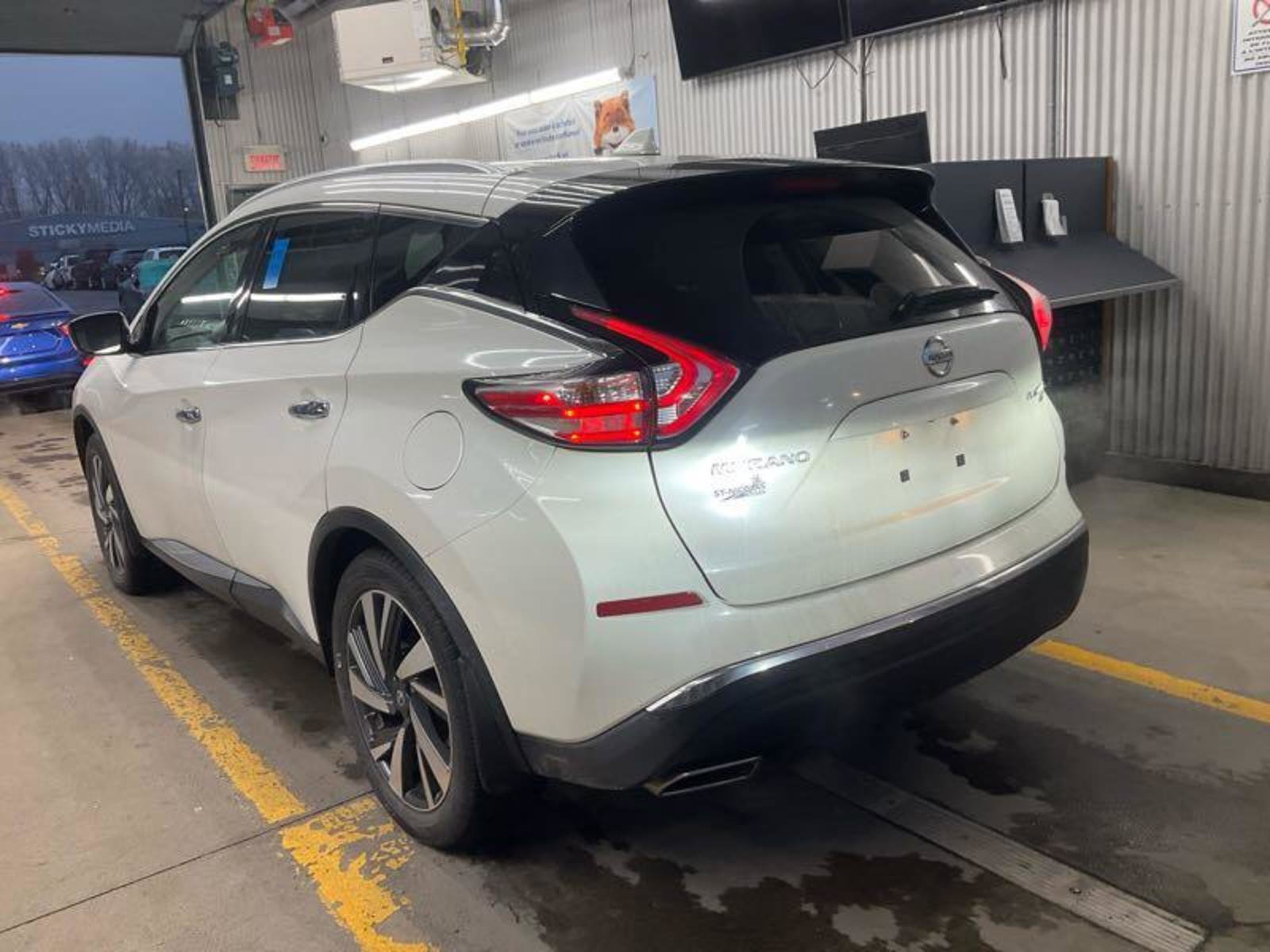 Used 2017 Nissan Murano Platinum image 8