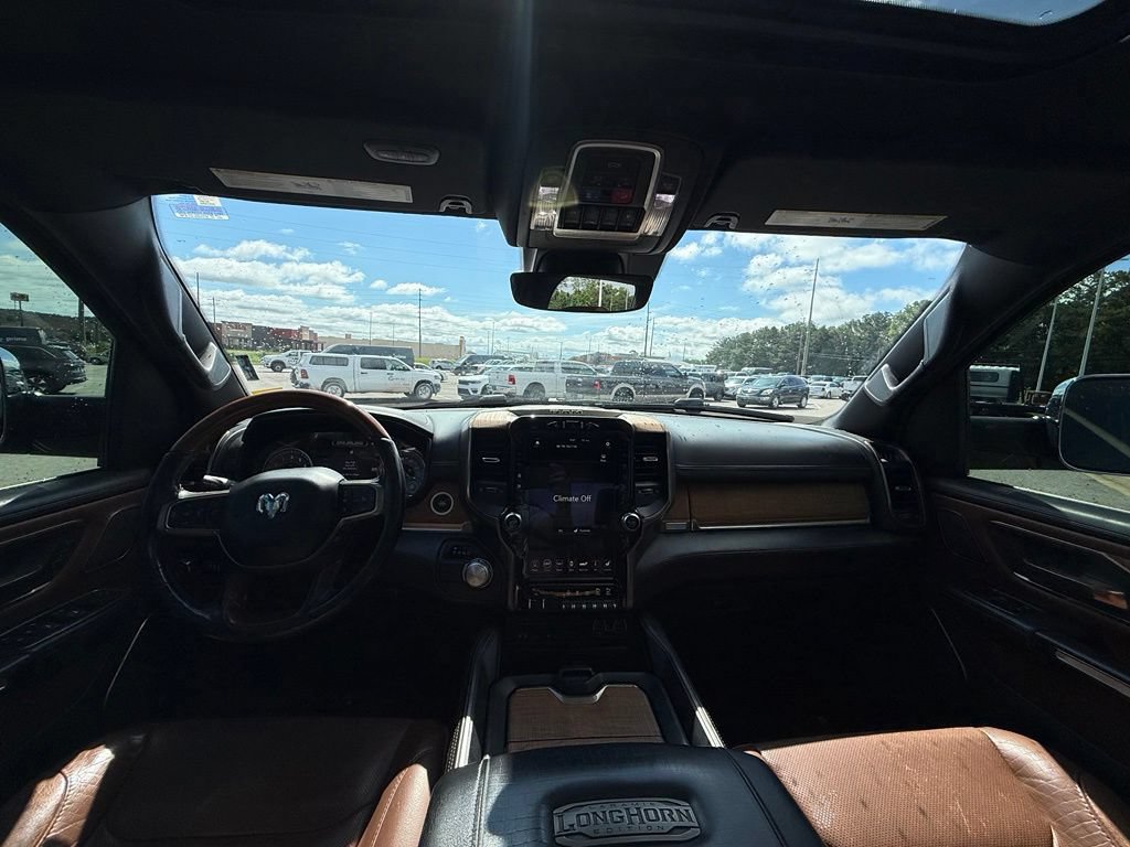 Used 2019 RAM 1500 Limited RWD image 16