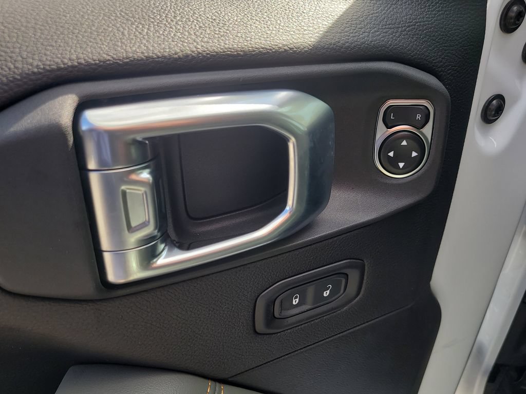 New 2026 Jeep Gladiator Mojave AWD/4WD image 18
