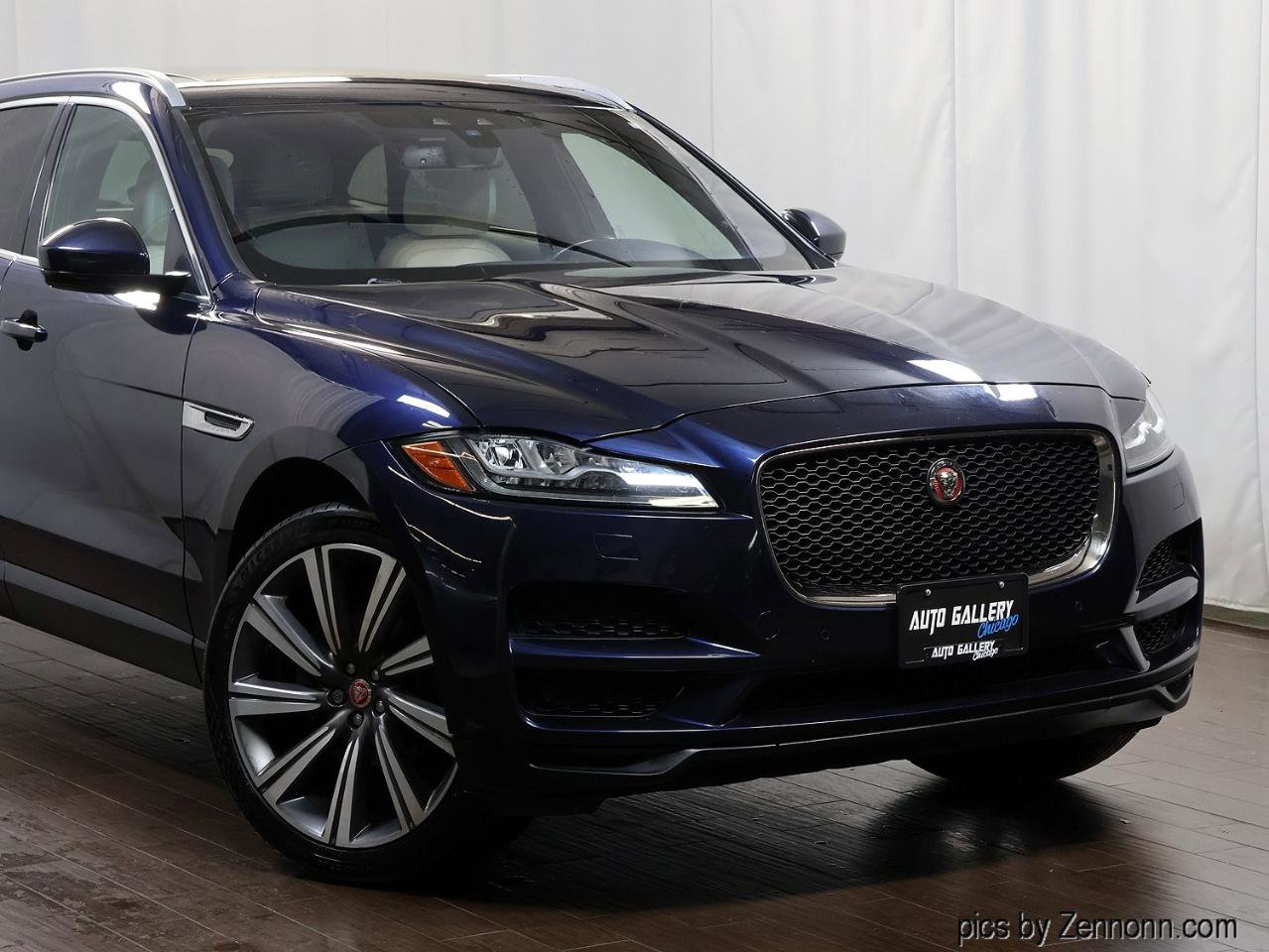 Used 2018 Jaguar F-PACE Prestige image 2