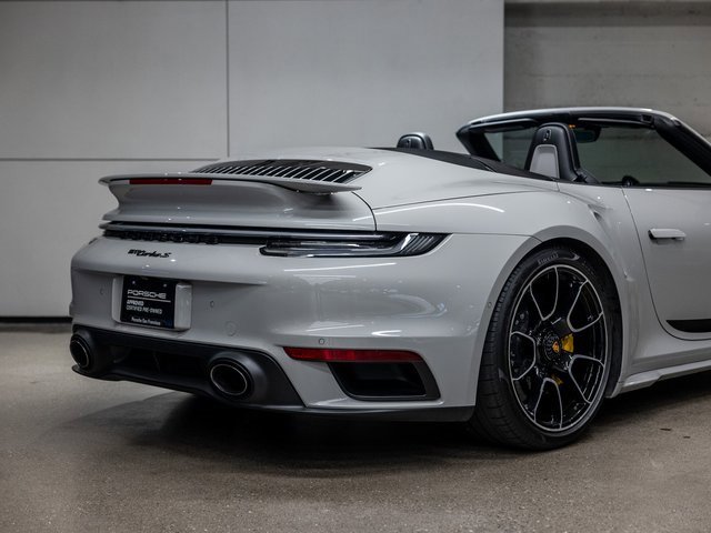 Used 2022 Porsche 911 Turbo S image 23