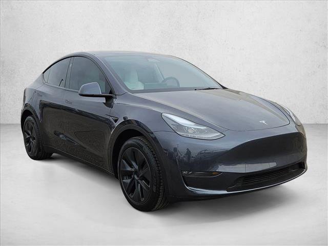 Used 2025 Tesla Model Y Long Range AWD/4WD video 3