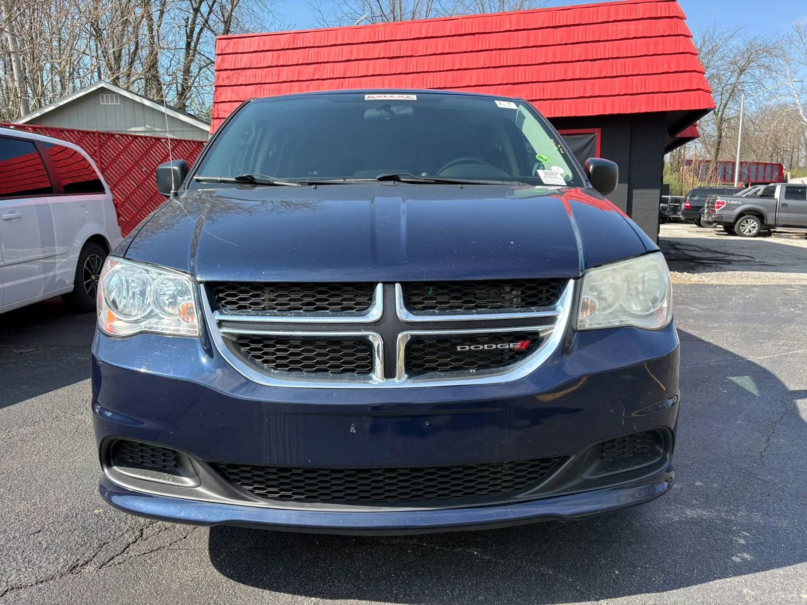 Used 2015 Dodge Grand Caravan SE w/ Quick Order Package 29E SE image 2