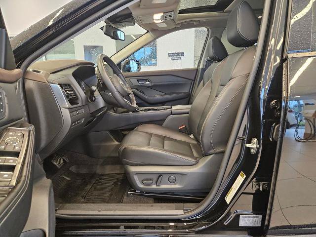 Certified 2023 Nissan Rogue SL w/ SL Premium Package AWD/4WD image 15