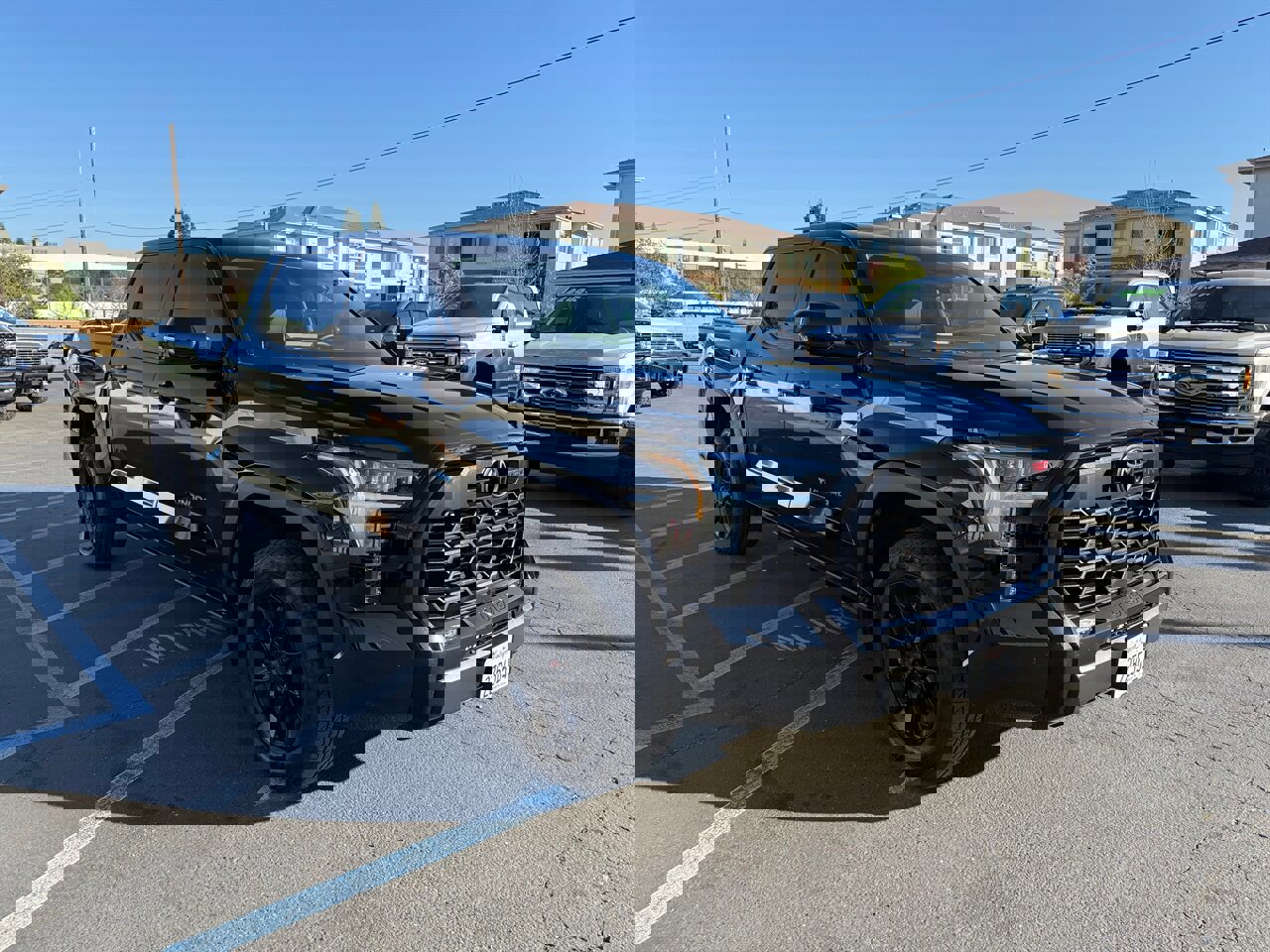 Used 2024 Toyota Tundra Limited w/ TRD Off-Road Package image 3