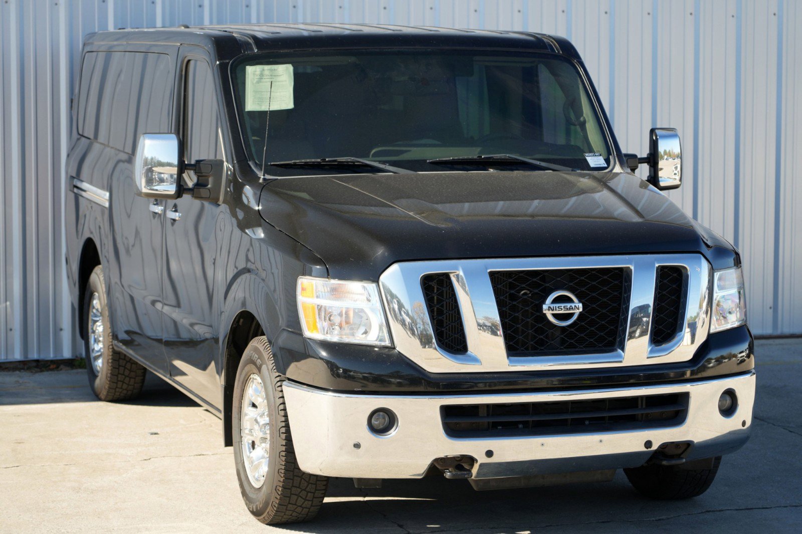 Used 2018 Nissan NV 3500 SL image 48