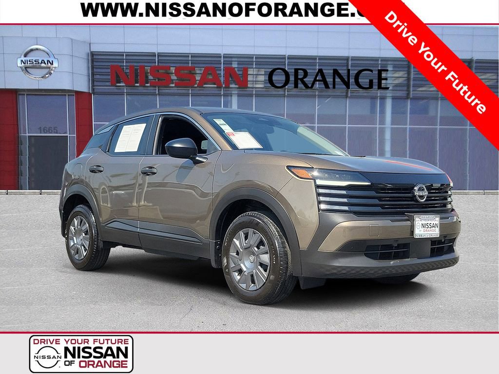 Certified 2025 Nissan Kicks S
