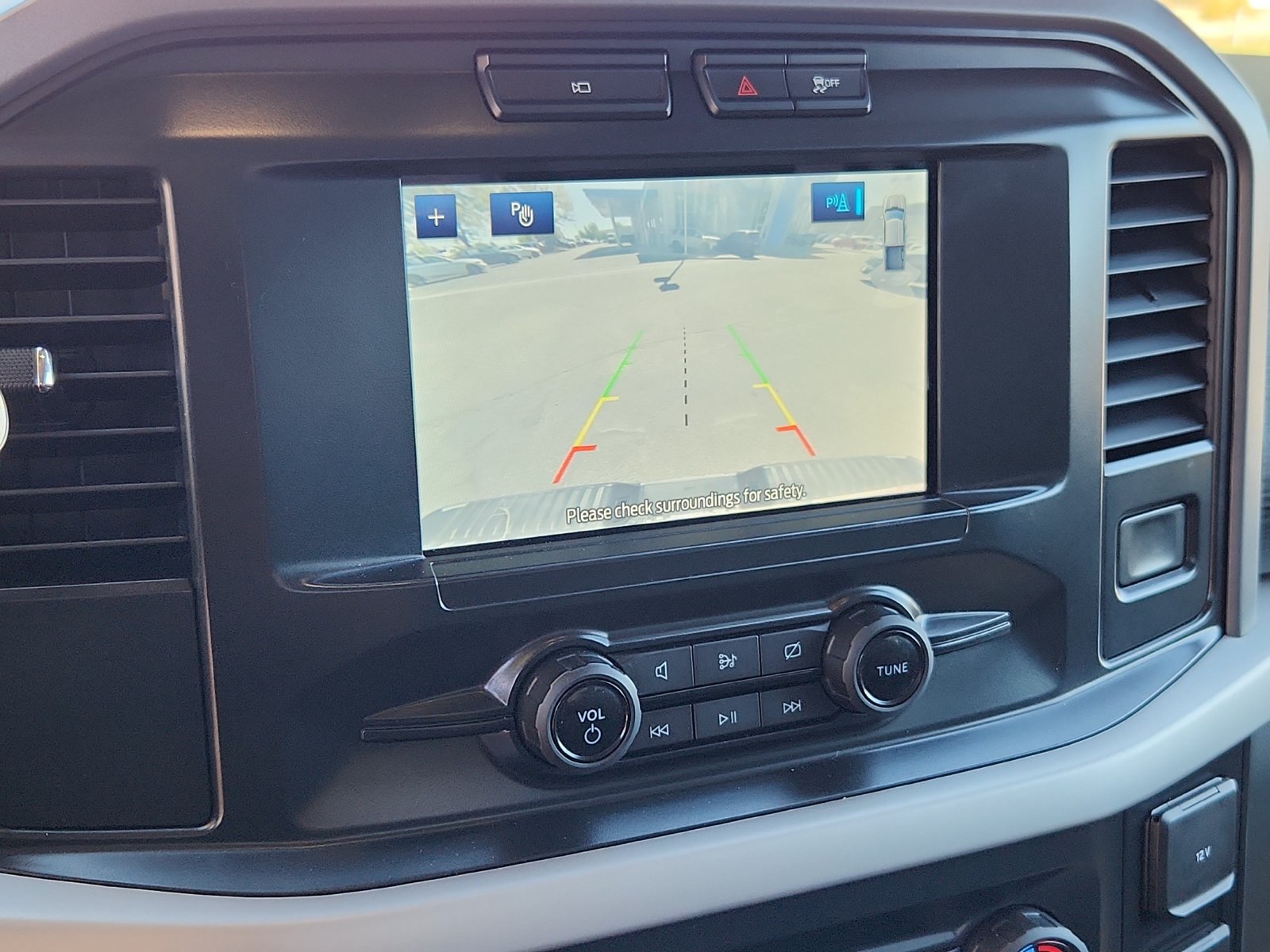 Used 2022 Ford F150 XLT AWD/4WD image 23