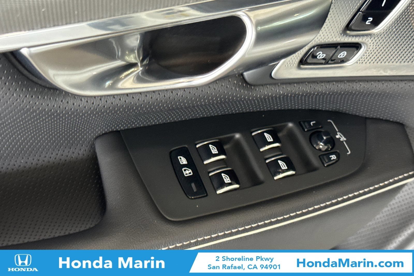 Used 2020 Volvo S90 T6 R-Design AWD/4WD image 13