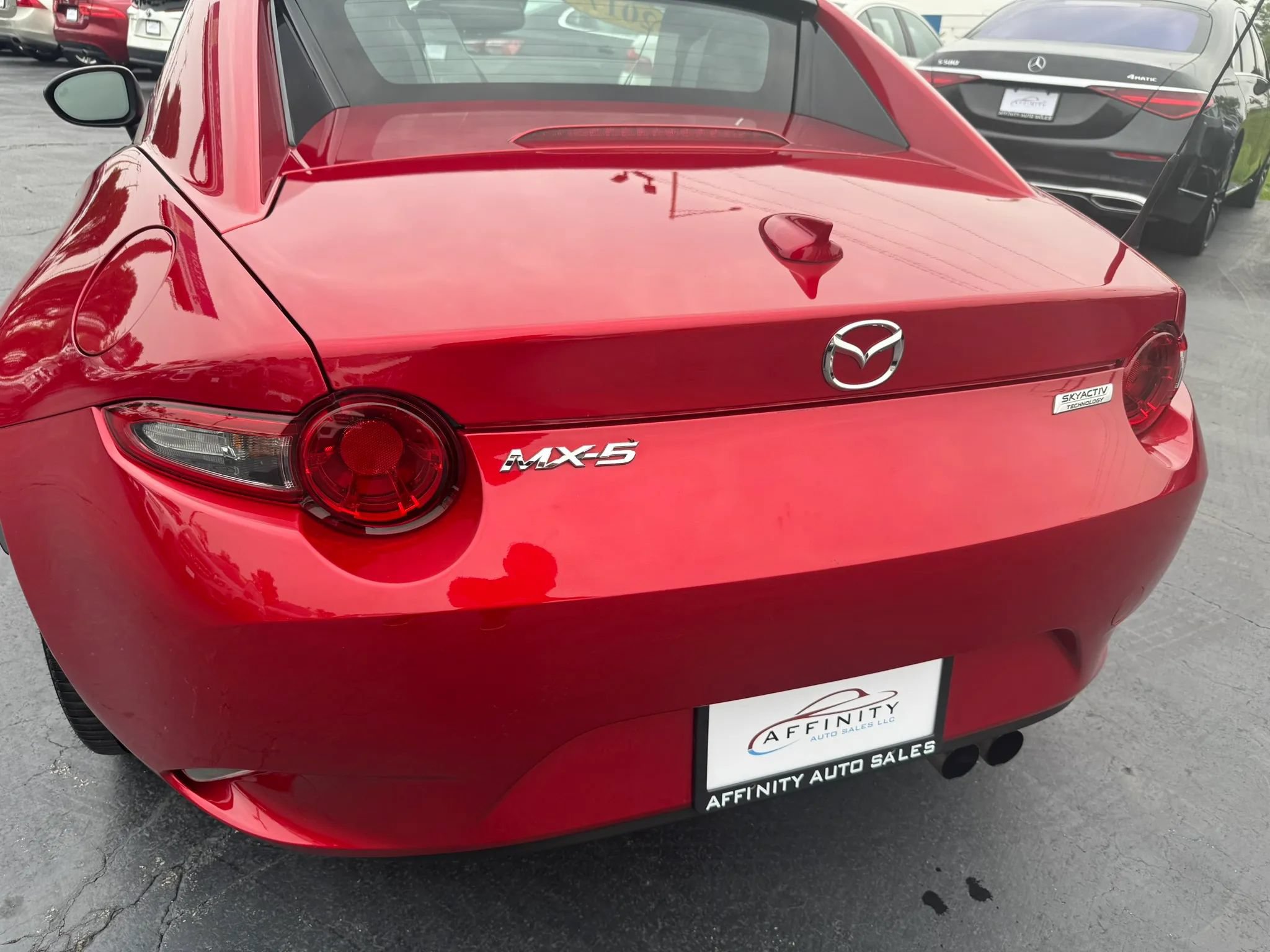 Used 2017 MAZDA MX-5 Miata RF Grand Touring RWD image 9