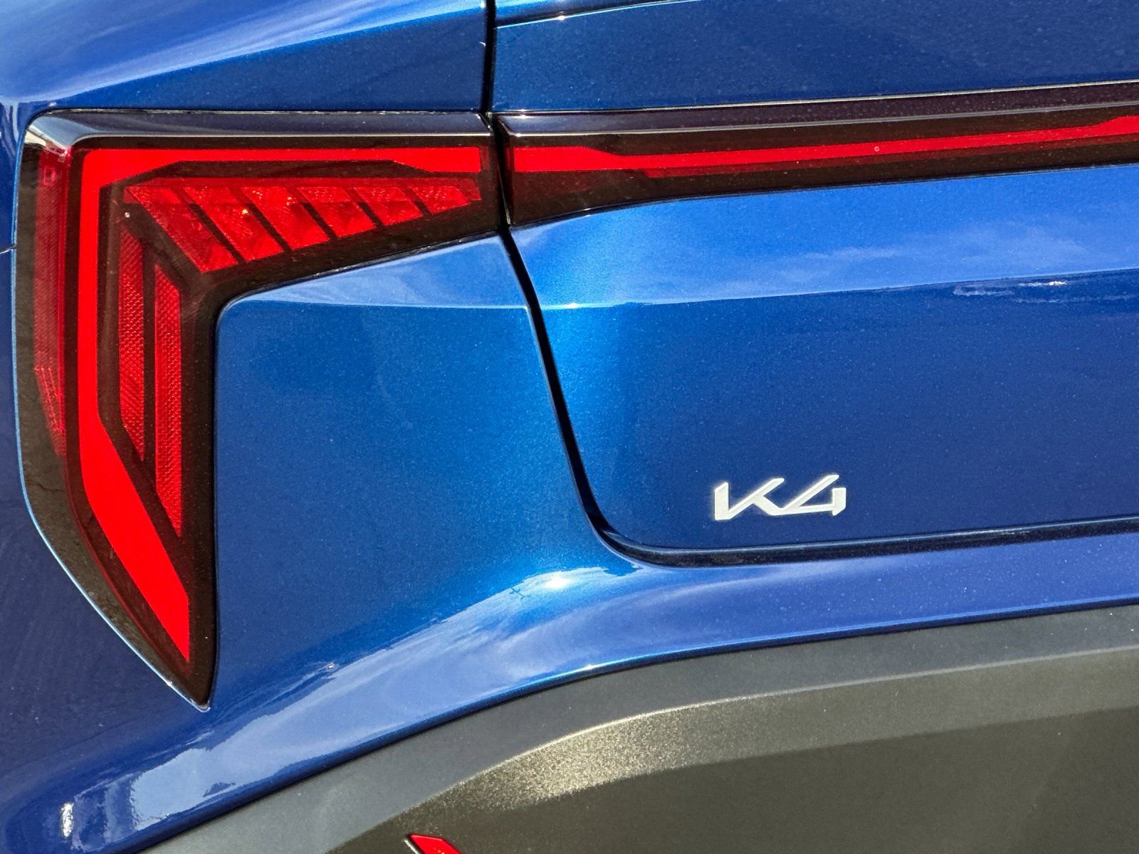 Used 2025 Kia K4 EX FWD image 25