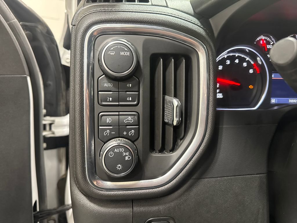 Used 2020 Chevrolet Silverado 1500 LT Trail Boss AWD/4WD image 43