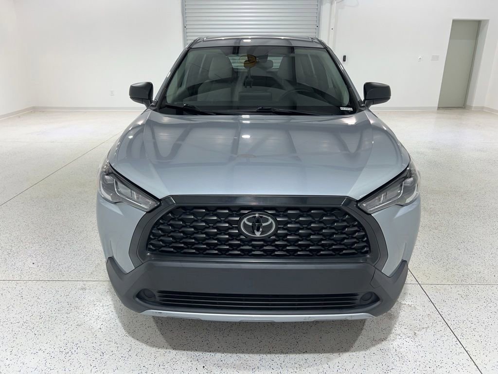Used 2022 Toyota Corolla Cross L AWD/4WD image 8