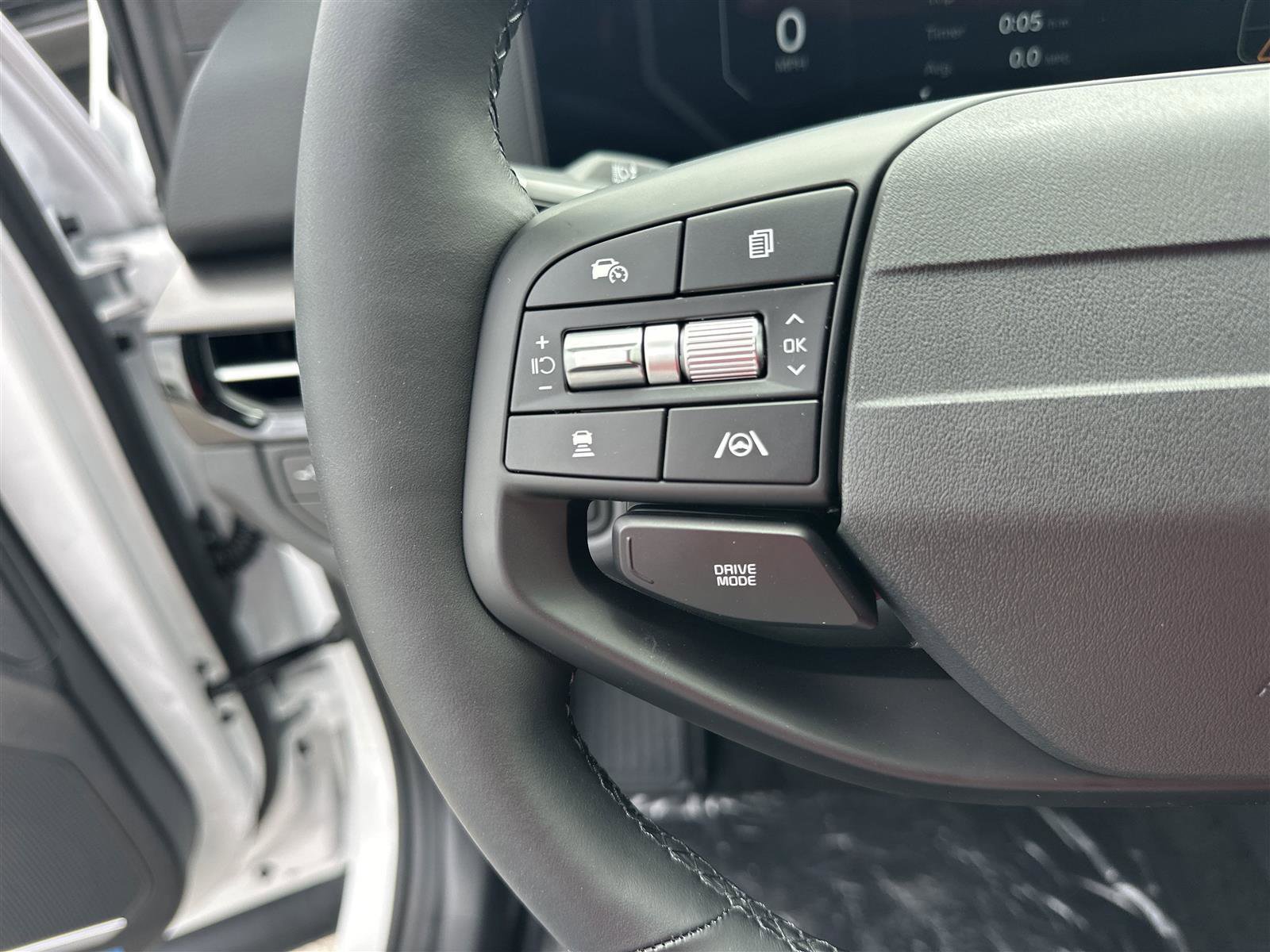 New 2026 Kia Sportage SX image 10