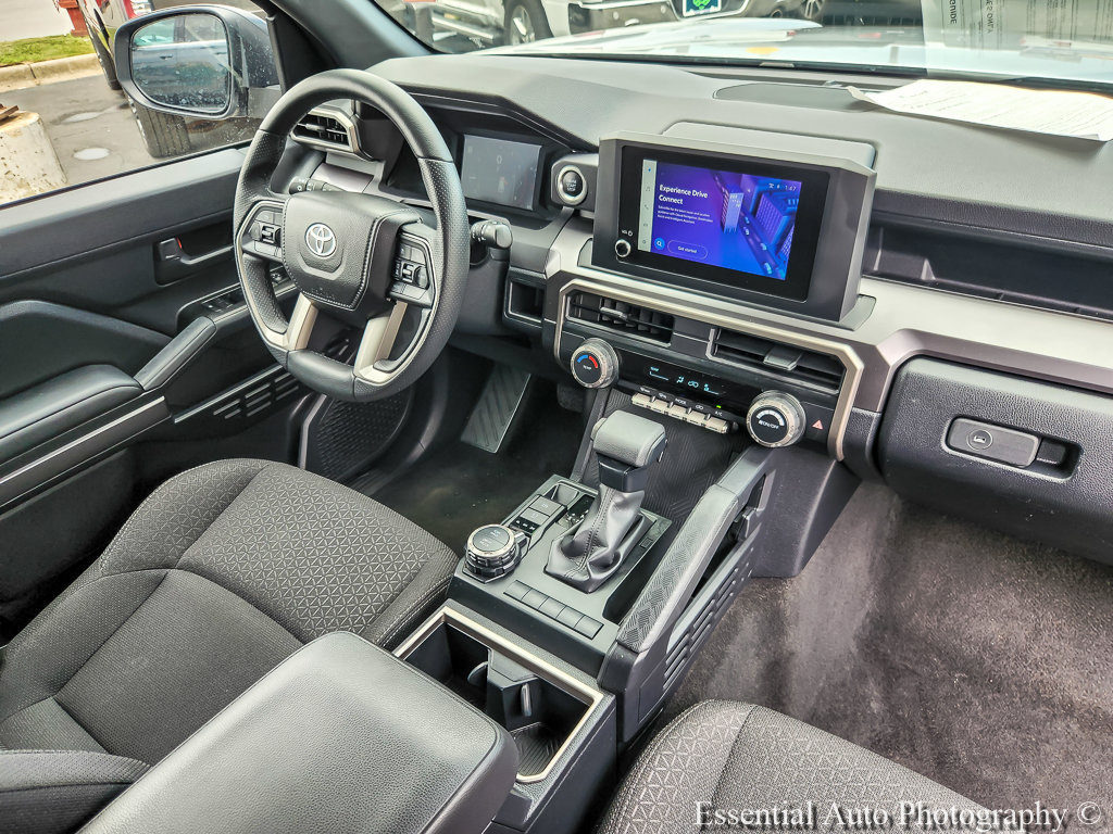Used 2025 Toyota 4Runner SR5 AWD/4WD image 20